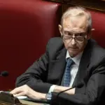 EU, Fassino resurrects from his silence to insult Giorgia Meloni | Libero Quotidiano.it