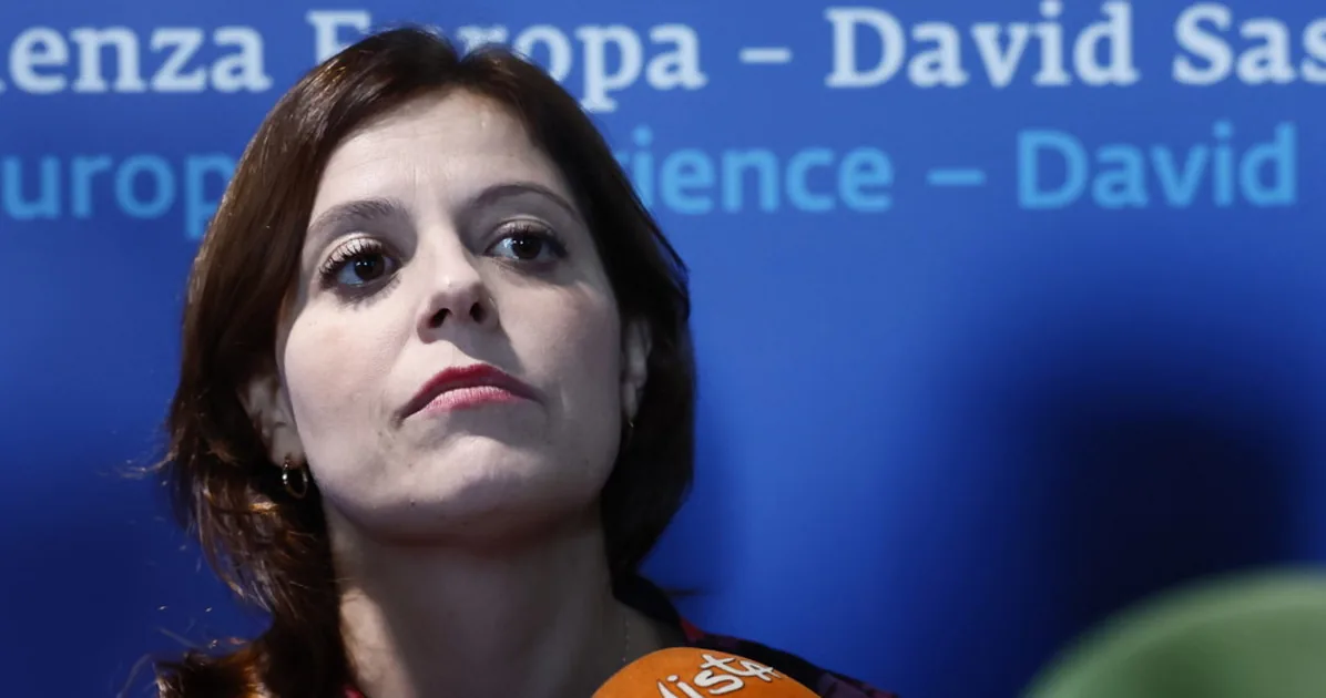 June 2nd Parade, Ilaria Salis insists: "I would abolish it". FdI humiliates her: "Luckily you are in the opposition" | Libero Quotidiano.it