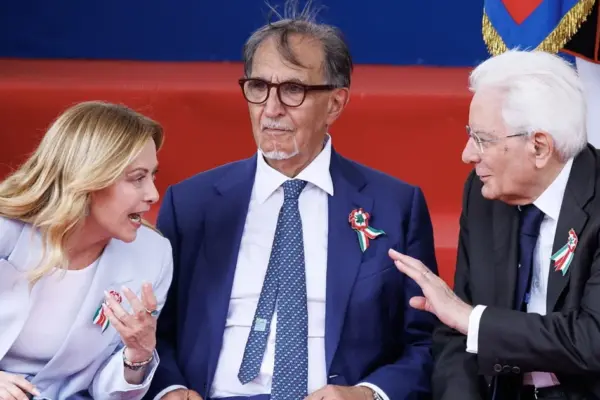 La Stampa tried to ruin the party. But the Quirinale: no distance with Meloni | Libero Quotidiano.it