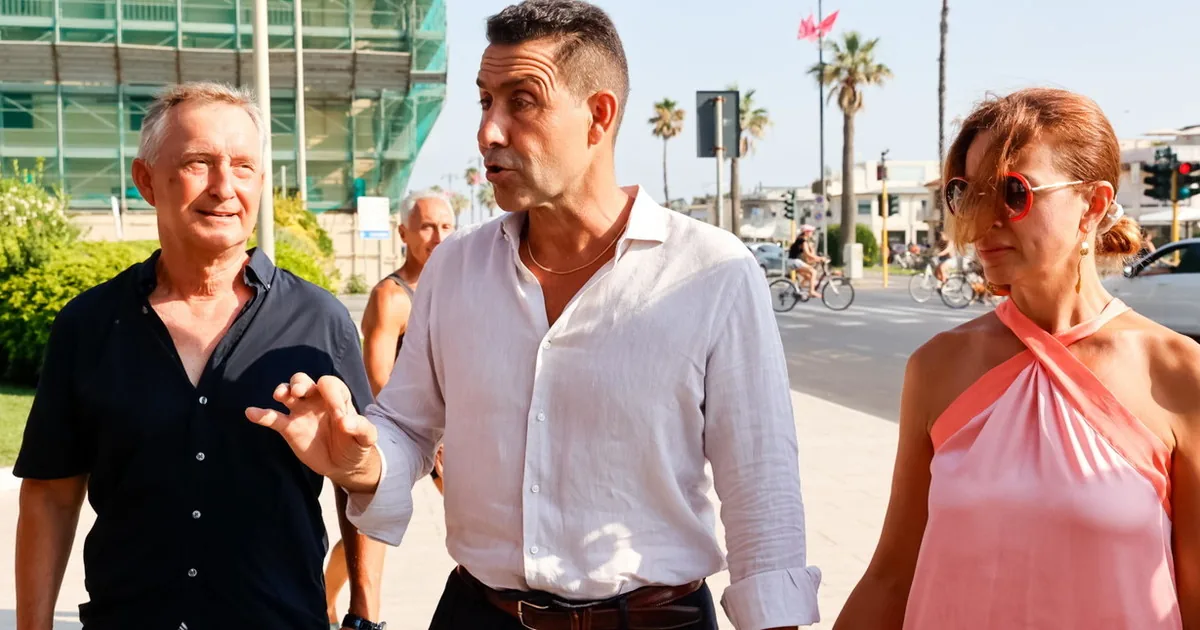 Roberto Vannacci: "Agreement with Meloni, but only if written" | Libero Quotidiano.it