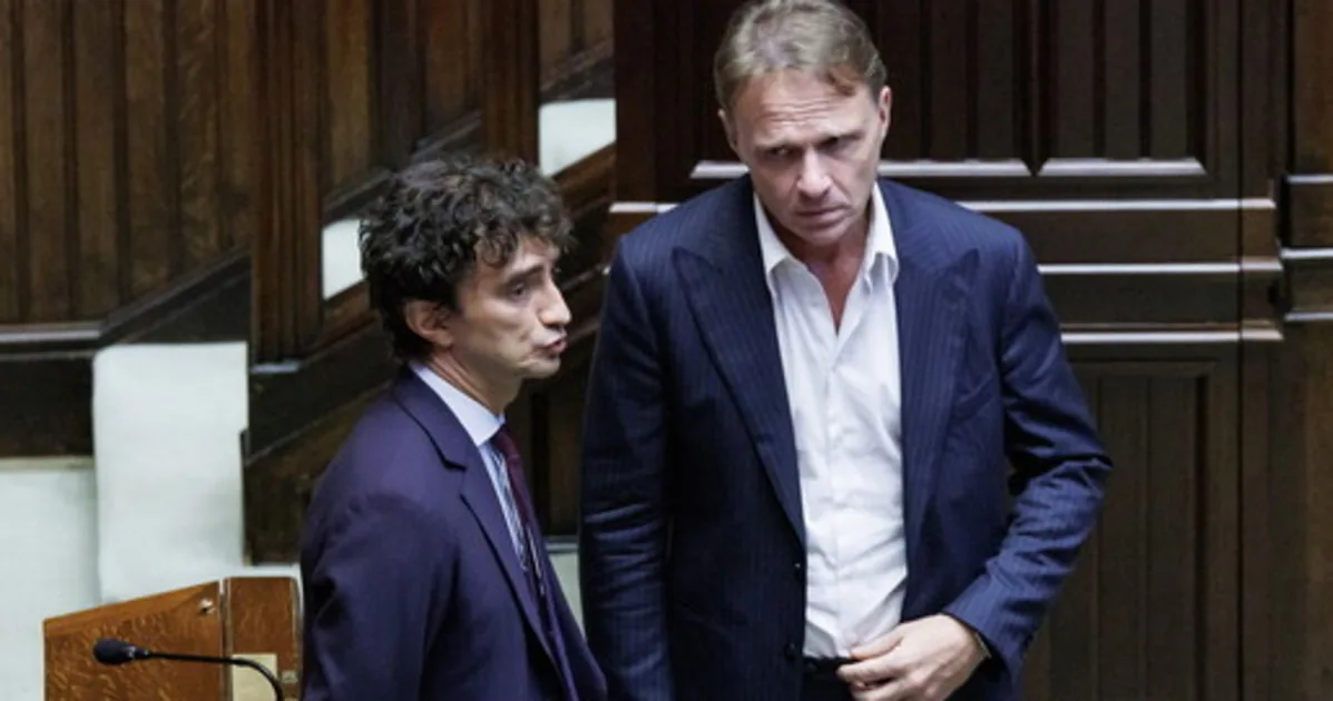 Electoral law, "I'll find them": snipers, Lollobrigida's hunt begins | Libero Quotidiano.it