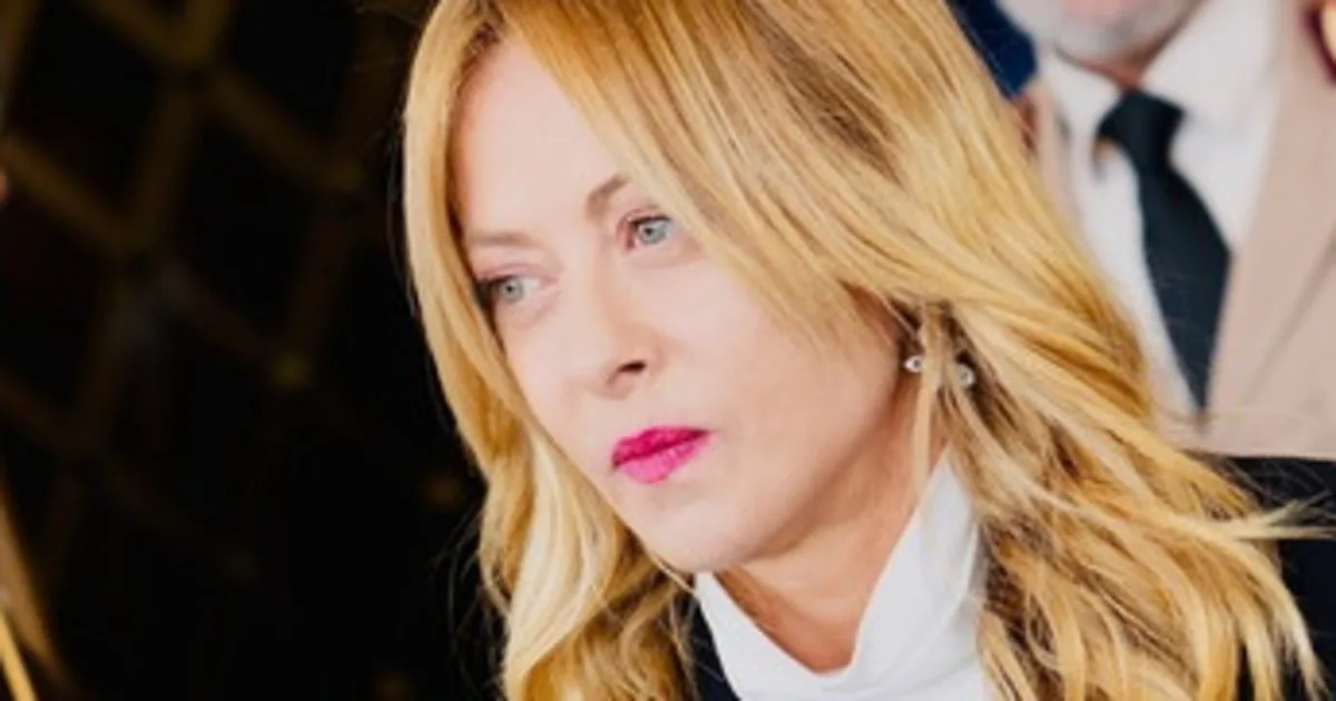 Giorgia Meloni, the "treatment" of Corriere della Sera? Don't vote for her | Libero Quotidiano.it