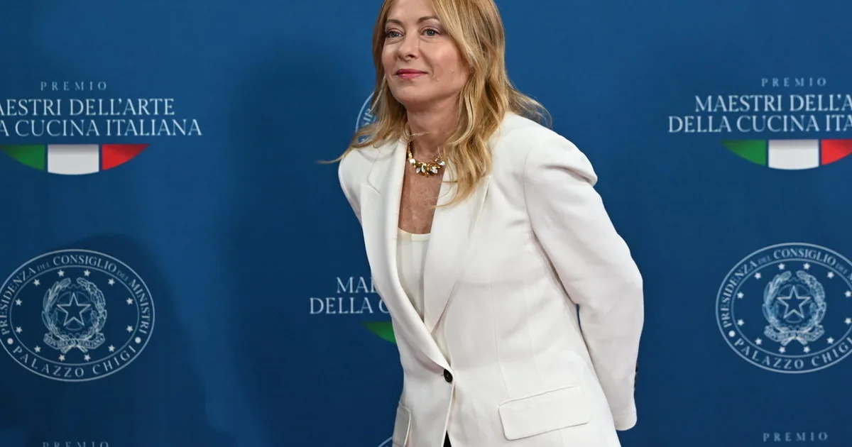 Meloni crushes the left: "Italy is no longer a refugee camp, despite the boycott" | Libero Quotidiano.it