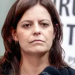 Ilaria Salis, collaborators on the run: "Poor, but happier" | Libero Quotidiano.it