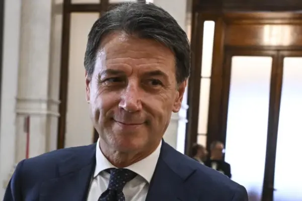 Covid, masks on "ghost cargo": it is not known who delivered what | Libero Quotidiano.it