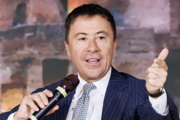 Italo Bocchino returns to the field: his new role from September | Libero Quotidiano.it