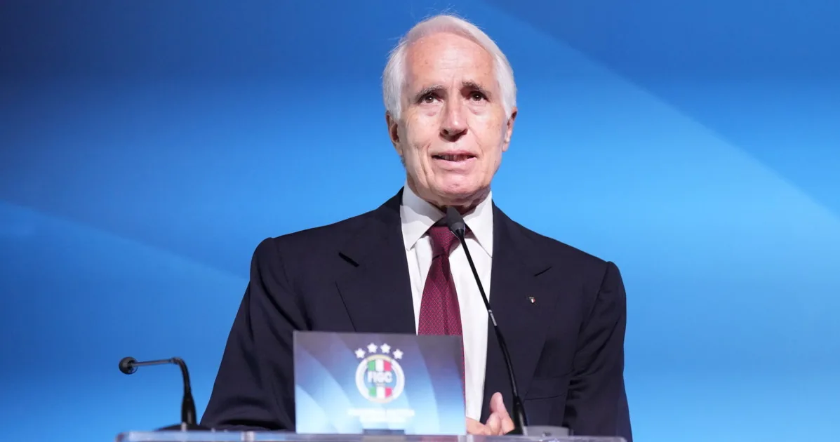 Italy, Malagò: "A third figure, the name soon". Not only Mancini and Ranieri | Libero Quotidiano.it
