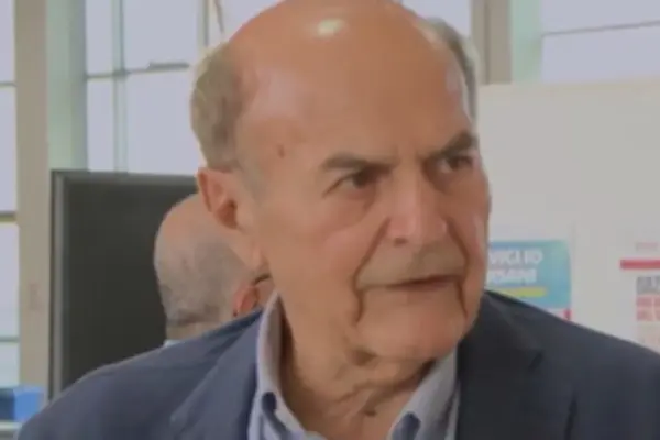 Fakir, Bersani disconcerting: "Containing the violent is not the task of the left" | Libero Quotidiano.it