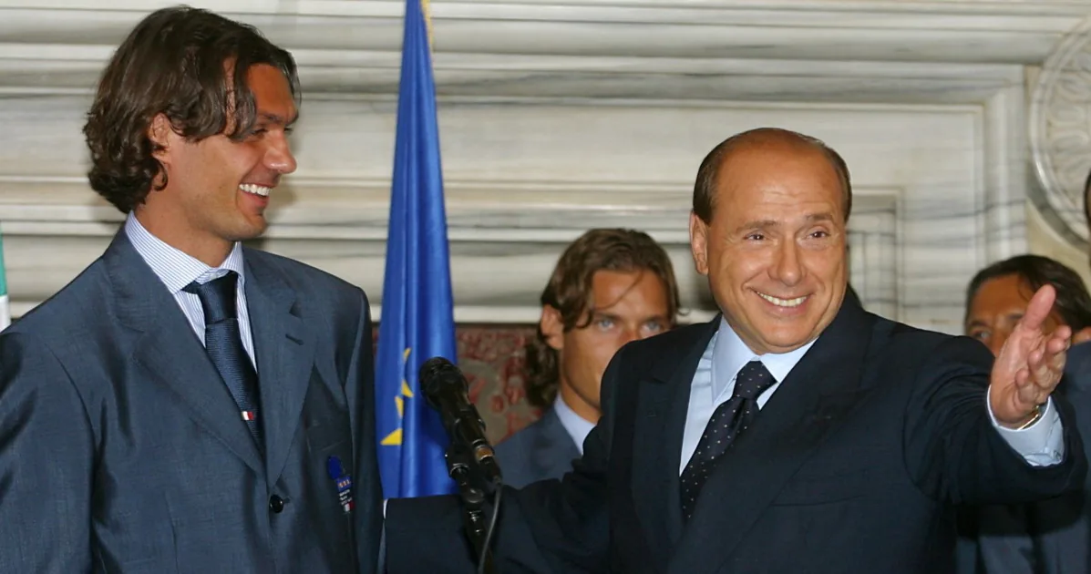 Paolo Maldini, the backstory: those doubts of Silvio Berlusconi at dinner | Libero Quotidiano.it
