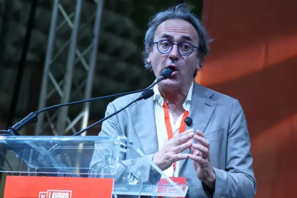 Angelo Bonelli, delirium about the National Team: "The right-wing should leave football alone" | Libero Quotidiano.it