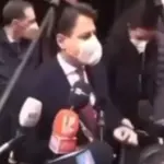 Beppe Grillo humiliates Giuseppe Conte with a video: "Let's unlock a memory" | Libero Quotidiano.it