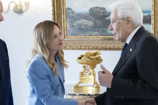 "Meloni-Mattarella, meeting at the Colle and tension". All false: complaint filed | Libero Quotidiano.it
