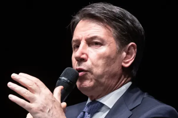 Giuseppe Conte, April 13, 2020: Covid, ignored alert emails, the key evidence against the grillino | Libero Quotidiano.it