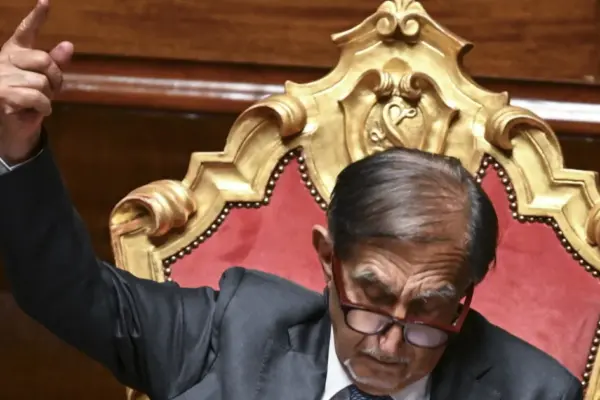 Ignazio La Russa and the snipers, "I remember that in the Senate...": the phrase that drives the left crazy | Libero Quotidiano.it