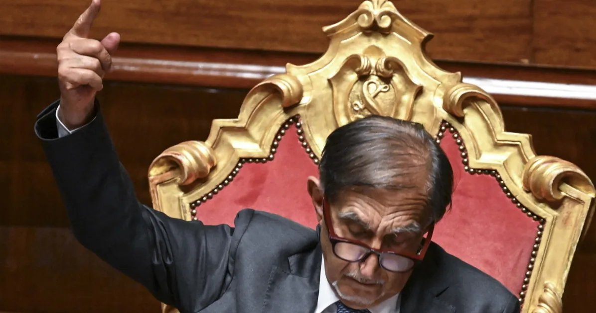 Ignazio La Russa and the snipers, "I remember that in the Senate...": the phrase that drives the left crazy | Libero Quotidiano.it