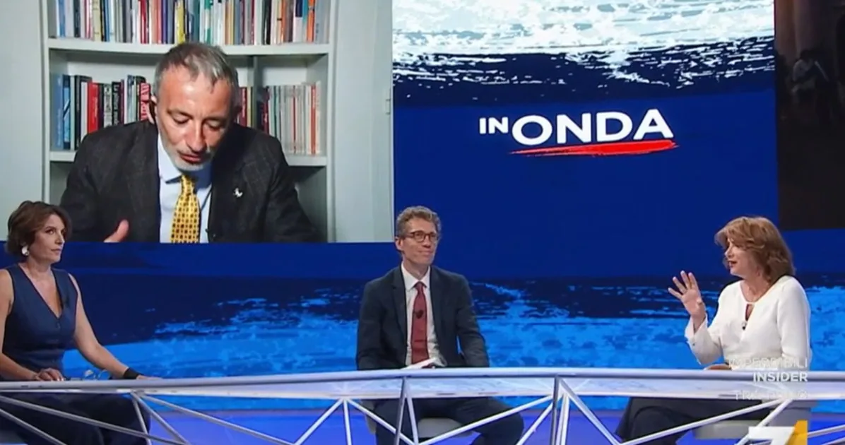 In Onda, "this is the height". And Senaldi silences Anna Falcone, "She doesn't know" | Libero Quotidiano.it