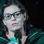 Ilaria Salis does not condemn the violence, the surreal words: "Now and always No Tav" | Libero Quotidiano.it