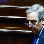 Maurizio Gasparri ridicules the left: "Armata Brancaleone, 6 different resolutions" | Libero Quotidiano.it