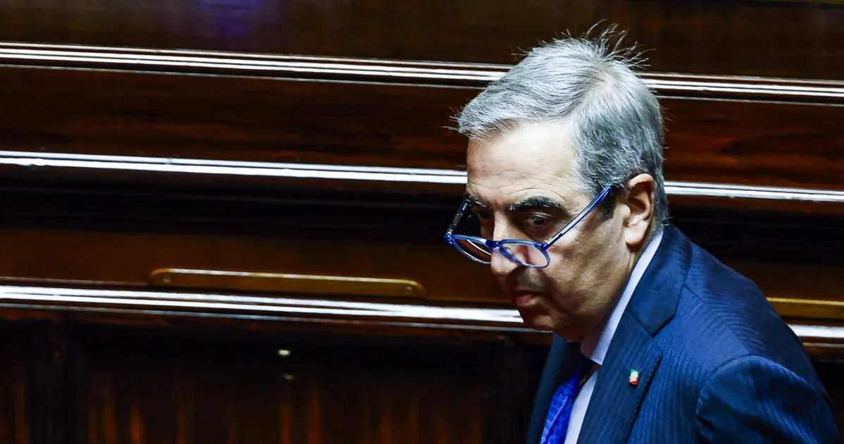 Maurizio Gasparri ridicules the left: "Armata Brancaleone, 6 different resolutions" | Libero Quotidiano.it