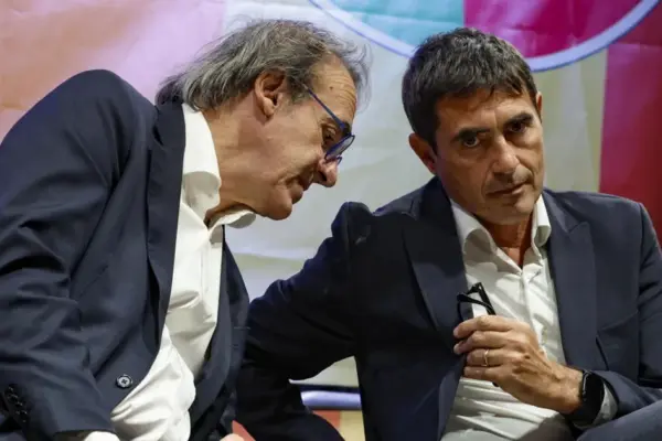 Avs, the proposal in Florence: "Census and requisition of vacant houses". And the Pd... | Libero Quotidiano.it