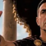 Vannacci, the viral video of the general-emperor on social media drives the left crazy | Libero Quotidiano.it