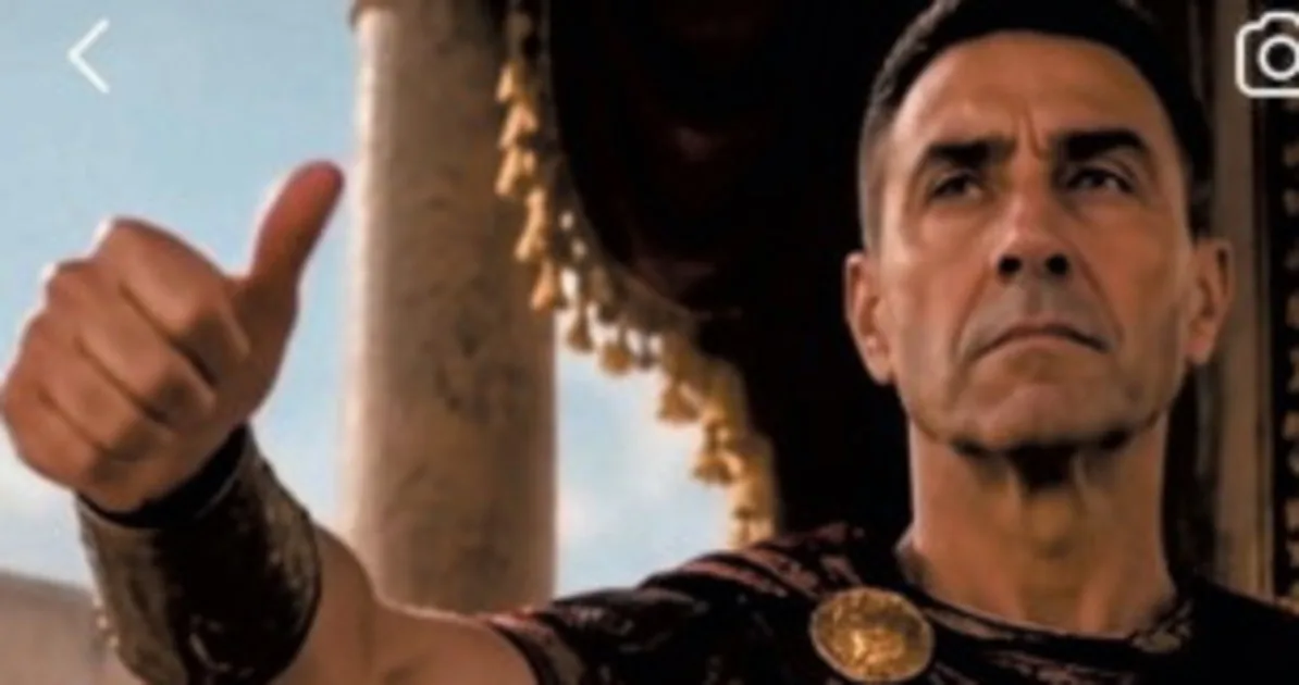 Vannacci, the viral video of the general-emperor on social media drives the left crazy | Libero Quotidiano.it