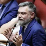 National team, the "Pirloni" of the wide field: stabs between Pd and M5s | Libero Quotidiano.it