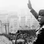 Pd at school from the Duce: "Do as Mussolini, look at his shoulders" | Libero Quotidiano.it