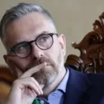 Fakir, Matteo Lepore: "Two squares in Bologna". Shame after the clashes. And the PD stands with him | Libero Quotidiano.it