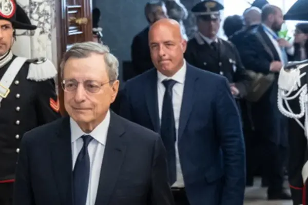 Mario Draghi, "who dreams of him at the Quirinal": elections, the variable of the tie | Libero Quotidiano.it