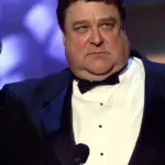 John Goodman? Caught at the supermarket: what he looks like now  | Libero Quotidiano.it