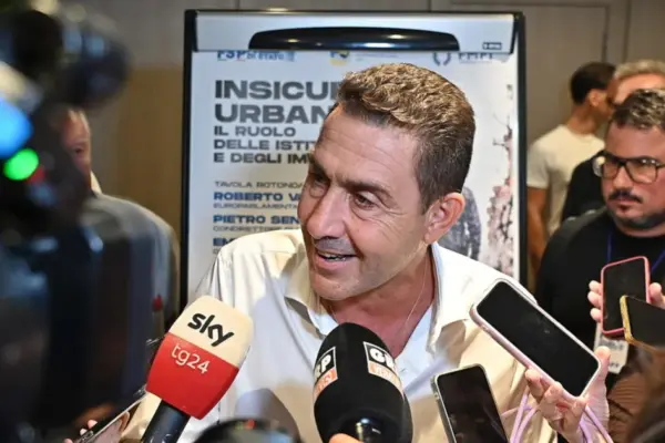 Vannacci, the extreme measure against the maranza: "Controlled ramming" | Libero Quotidiano.it