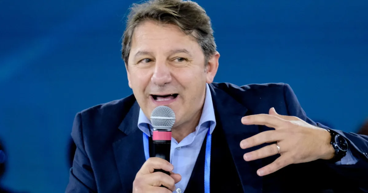 Car tax, why the comparison with Tridico is absurd | Libero Quotidiano.it