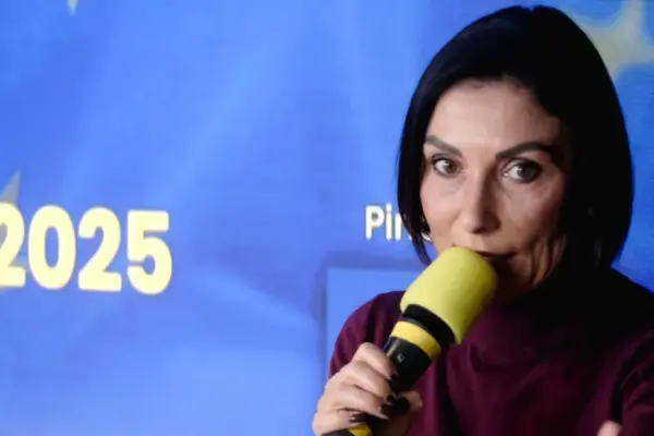 Alessia Morani and the gaffe on the Tfr? "I read it on a website." After the blunder, she doubles down | Libero Quotidiano.it