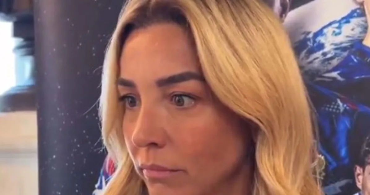 Silvia Salis, the question about Beppe Grillo throws her off: an embarrassing answer | Libero Quotidiano.it