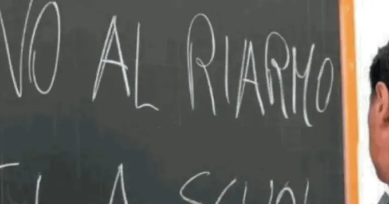Conte returns to school. But he should stay there | Libero Quotidiano.it