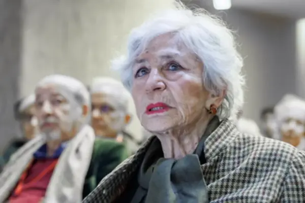 Communists forever... Even if History has rejected them | Libero Quotidiano.it