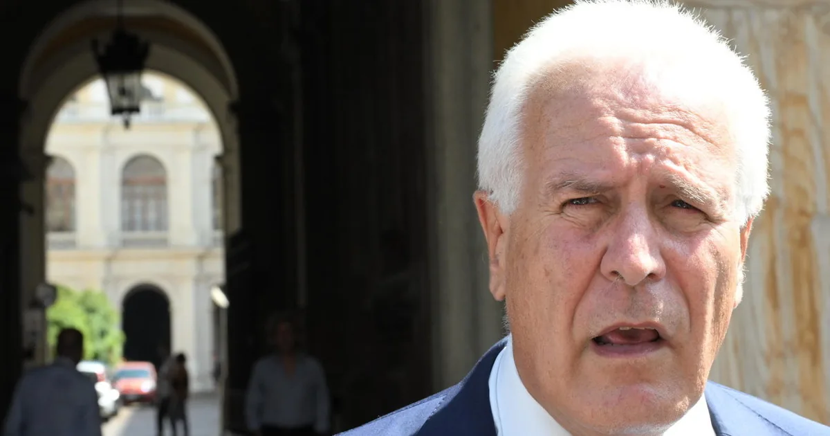 How Giani sulks: Meloni abolishes the stamp duty? He loses his mind | Libero Quotidiano.it