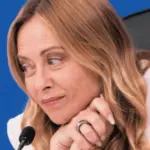 The phrase with which Meloni closes to Vannacci: what she said in the press conference | Libero Quotidiano.it