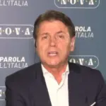 Giuseppe Conte, cosmic dance live on TV: "What am I afraid of", chill in the studio | Libero Quotidiano.it