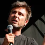 Alessandro Di Battista, the neurologist's warning: "Why he shouldn't go to Rome" | Libero Quotidiano.it